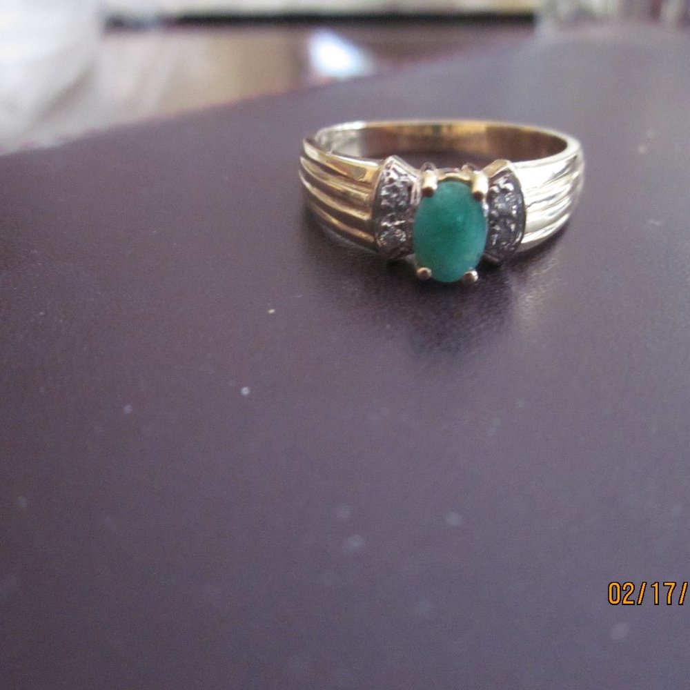 Gold ring